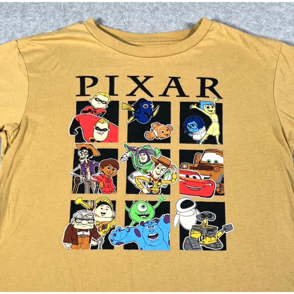 Disney Pixar Grid of Characters T Shirt Mens Large Brown Graphic Print Crew Neck